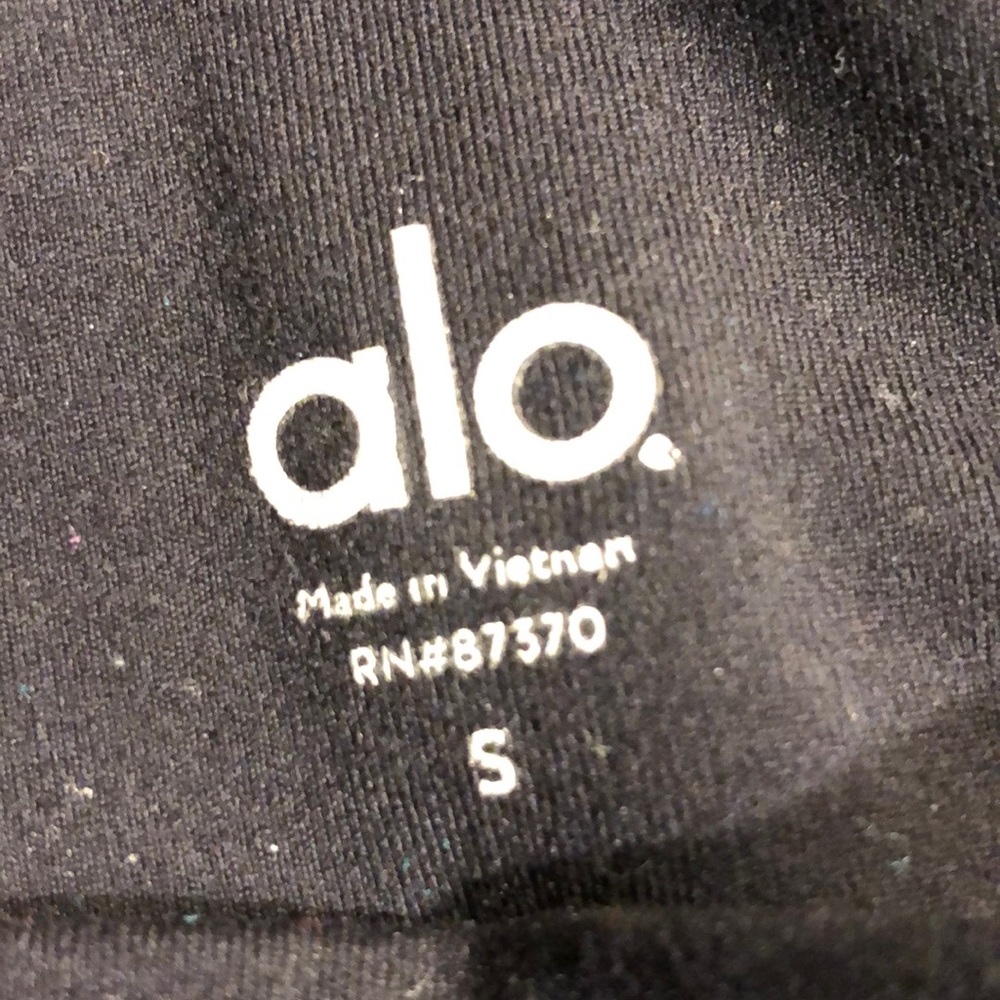ALO leggings